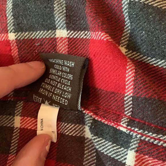 Men’s Red Gray and White Flannel - Picture 10 of 12
